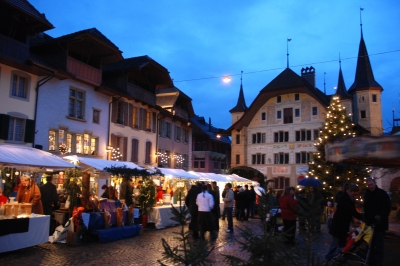 Abendlicher Besuch auf dem Weihnachtsmarkt