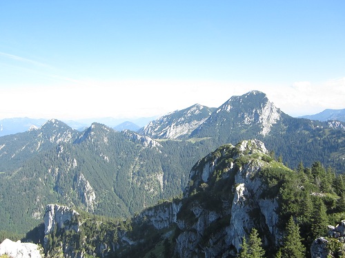 Innsbruck – idyllische Stadt mit einzigartigem Rundum-Panorama